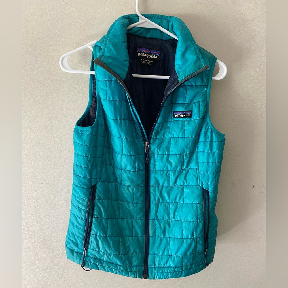 Patagonia Turquoise Quilted Vest
